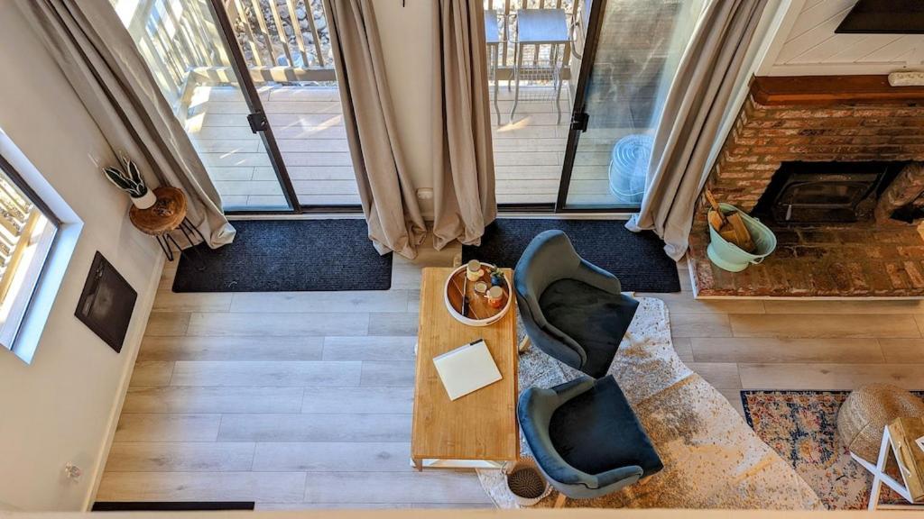Cozy Condo Walking Distance To Village And Gondola W/ Pool/ Jacuzzi Sleeps 4. Маммот-Лейкс Екстер'єр фото